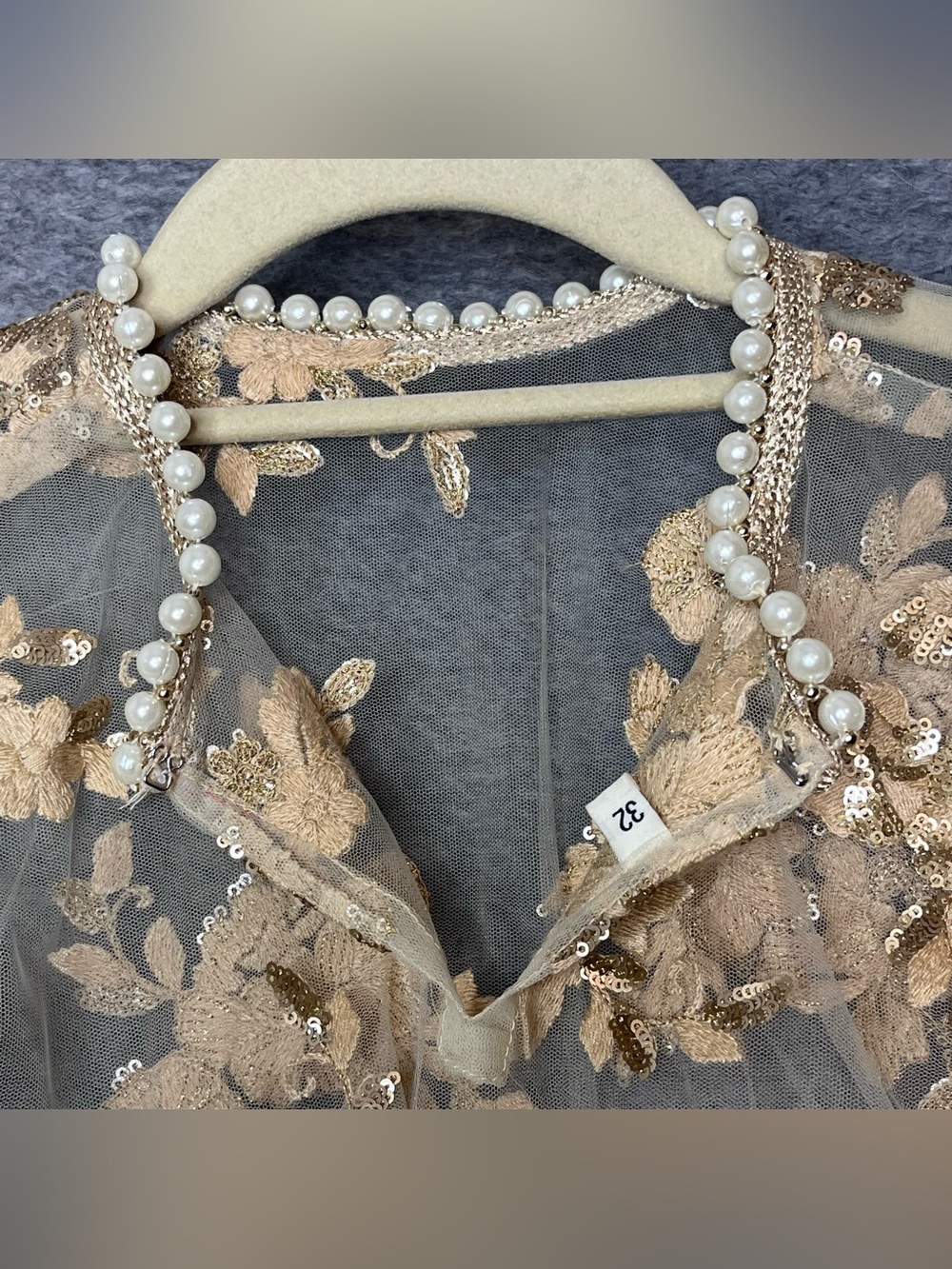 Vintage Shawl Gold Sequin Pearl Bead Embellished Women Cape Shrug Wrap Size 32 - Picture 10 of 12